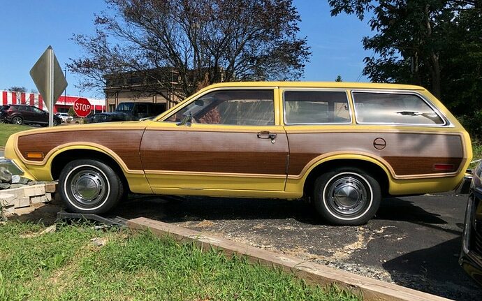 1977-Ford-Pinto-Station-Wagon-2-e1601646383354