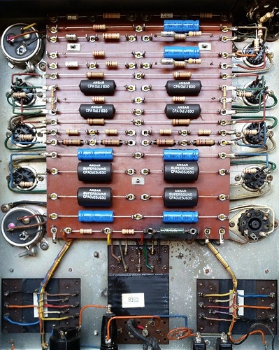 Philips Stereo20 cropped final small