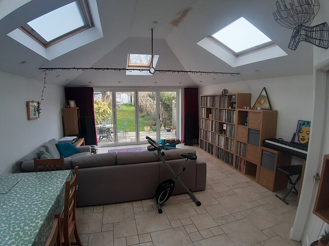 20230225_090144_copy_1305x979