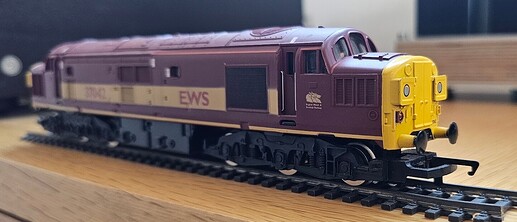 37042 b
