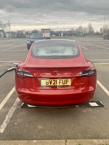 C706B1B0-9D4A-46AA-8E72-56EC59A0EE02_1_201_a