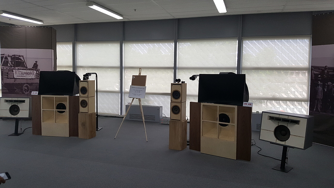 1525940733611147846802