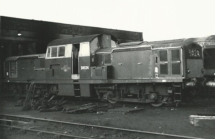 Clayton_Type_1_D8524_(8393190220)